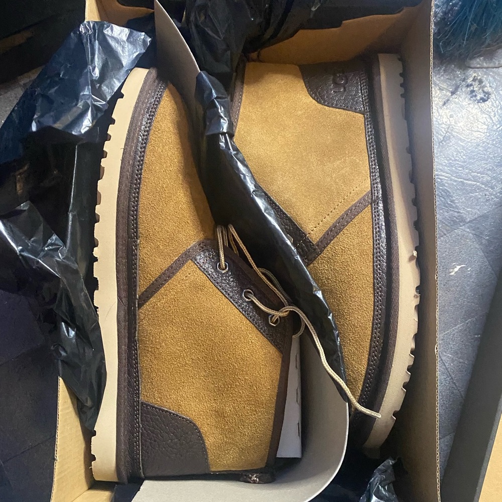 Men’s Suede Ugg Neumel boot